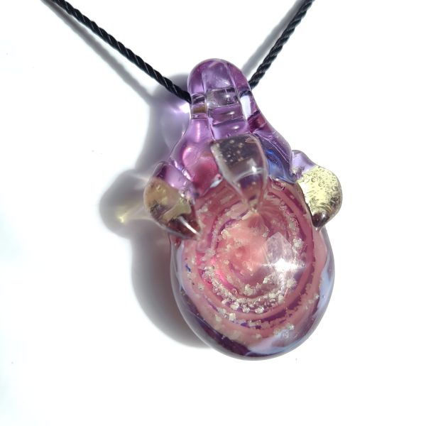 Purps claw pendant