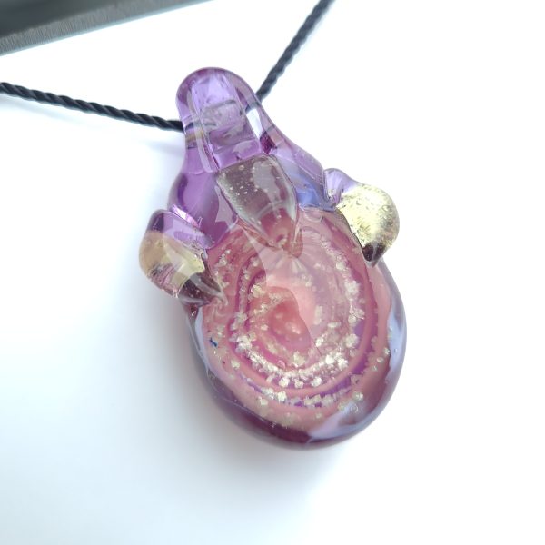 purp and pink glow claw pendant
